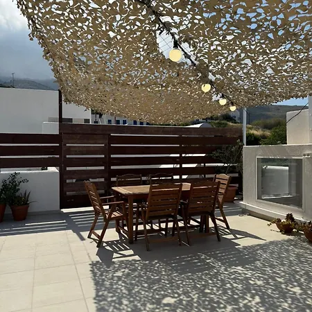 White House Naxos Villa *
