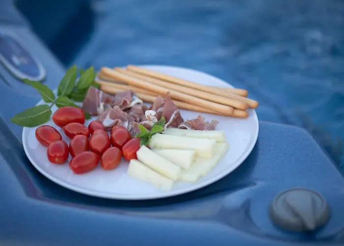 White House Naxos Villa