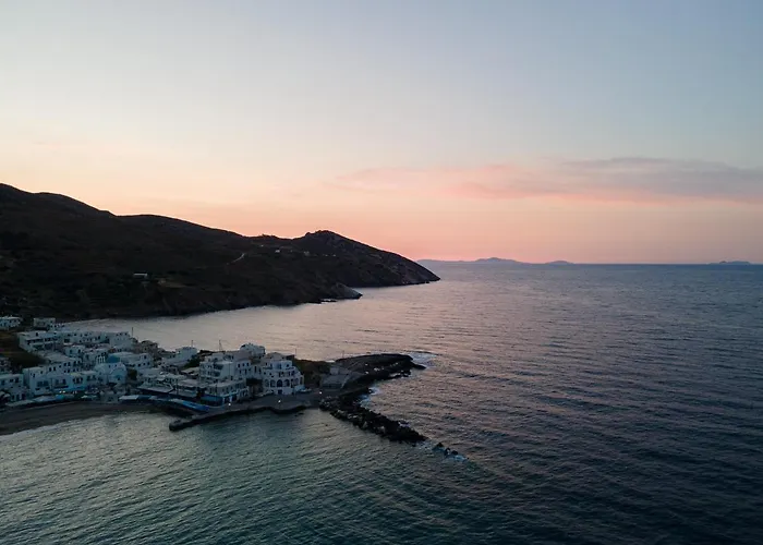 White House Naxos * Apollon (Naxos)